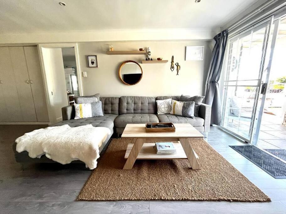 Bella Vista, Kommetjie. Apartment Cape Town